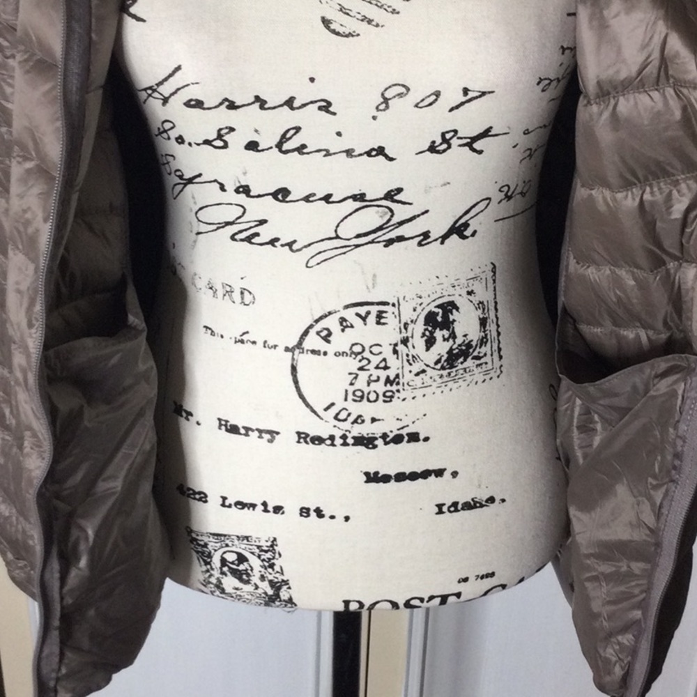 Light weight Spring Jacket size Med - Picture 11 of 16